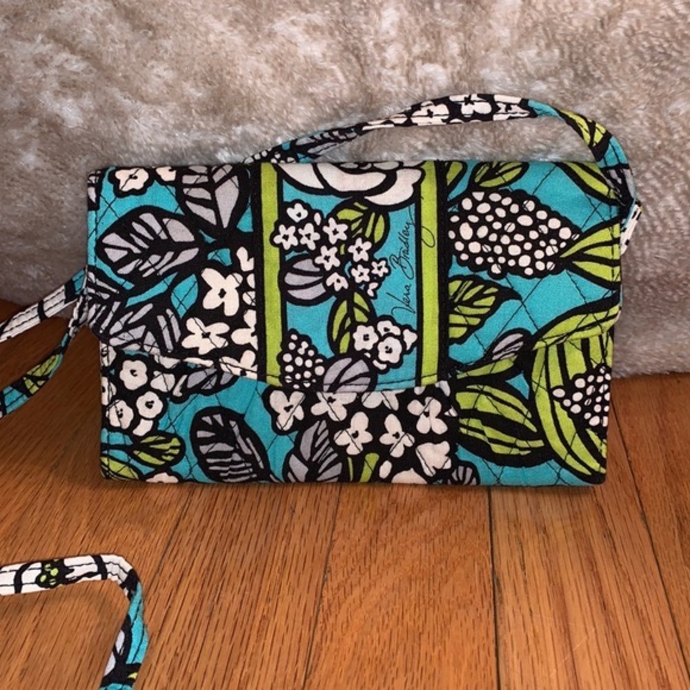 Vera Bradley wallet/wristlet